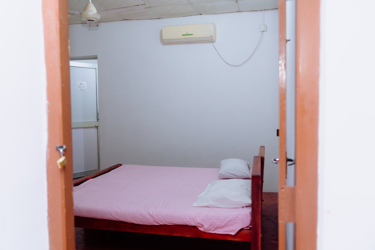 Couple Room (A/C - Lagoon View) - Batti Lagoon View Hotel